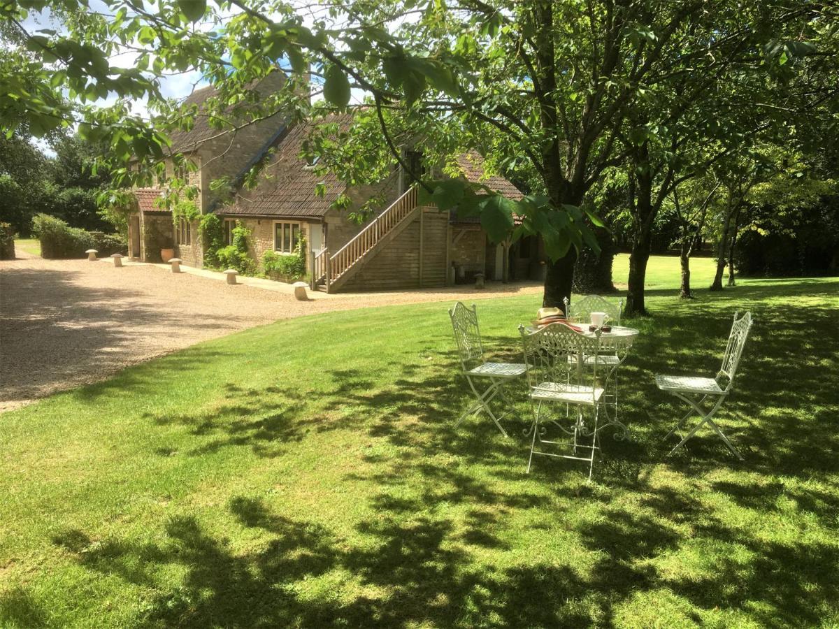 Hotel Great Ashley Farm Bradford-On-Avon Exterior foto