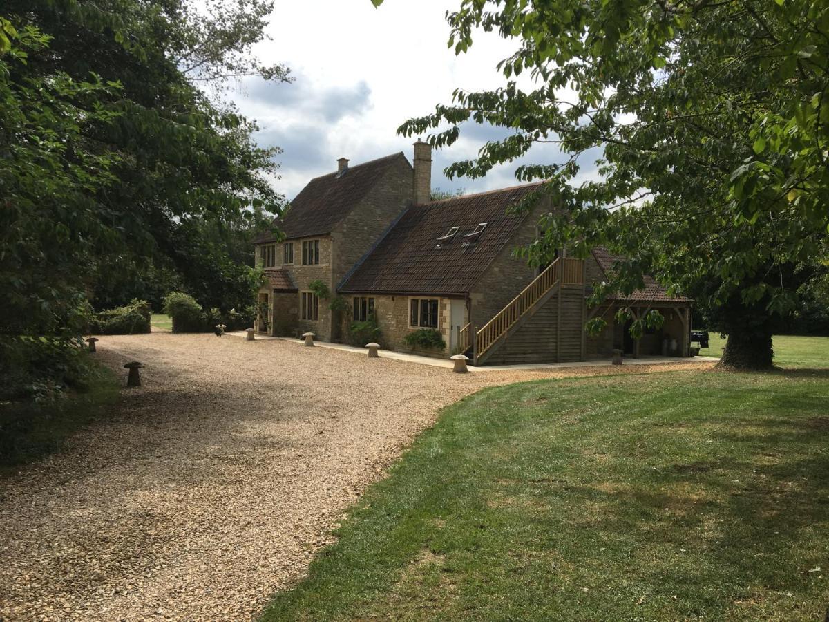 Hotel Great Ashley Farm Bradford-On-Avon Exterior foto